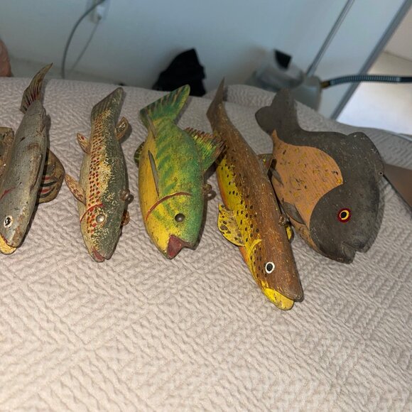 Vintage Folk Art Fishing Decoys Collectible Decor Set of 5 - Picture 6 of 14